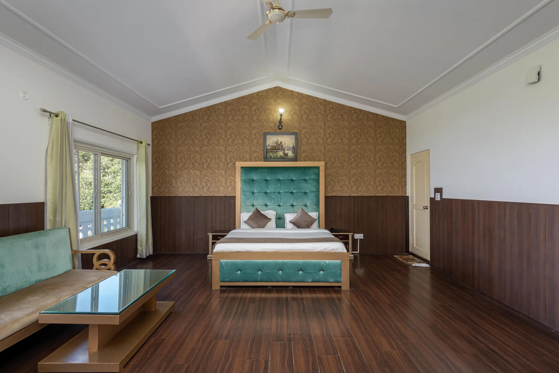 DLS Tehri Club Resort Room