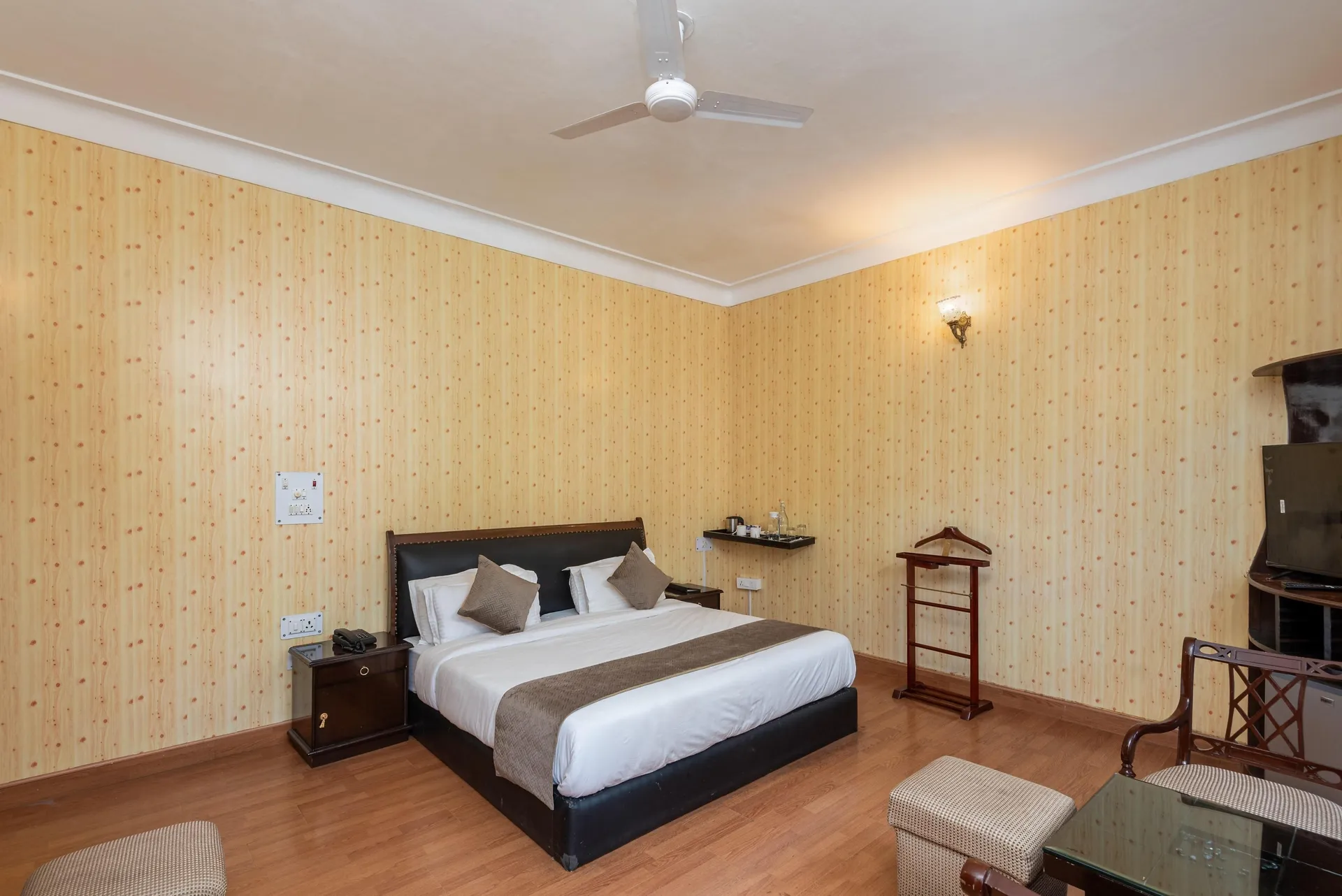DLS Tehri Club Resort Room