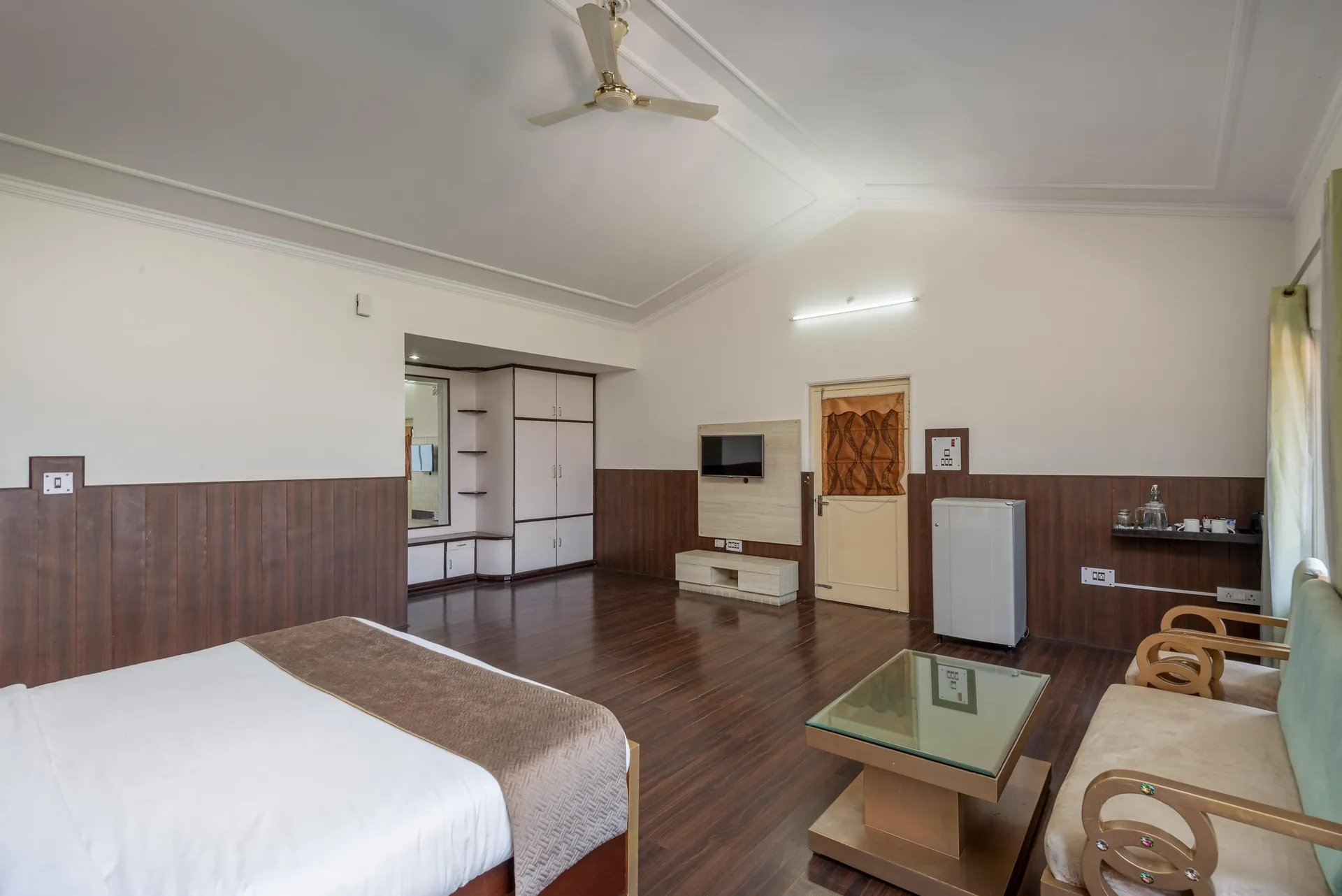 DLS Tehri Club Resort Room