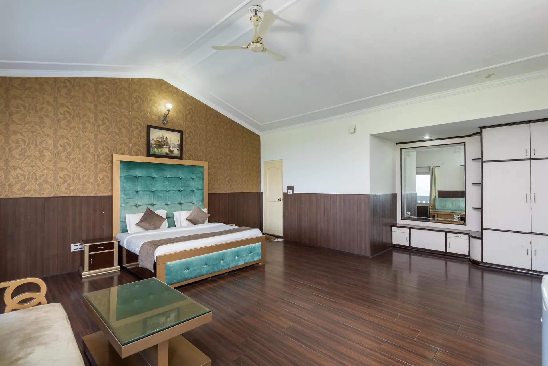 DLS Tehri Club Resort Room