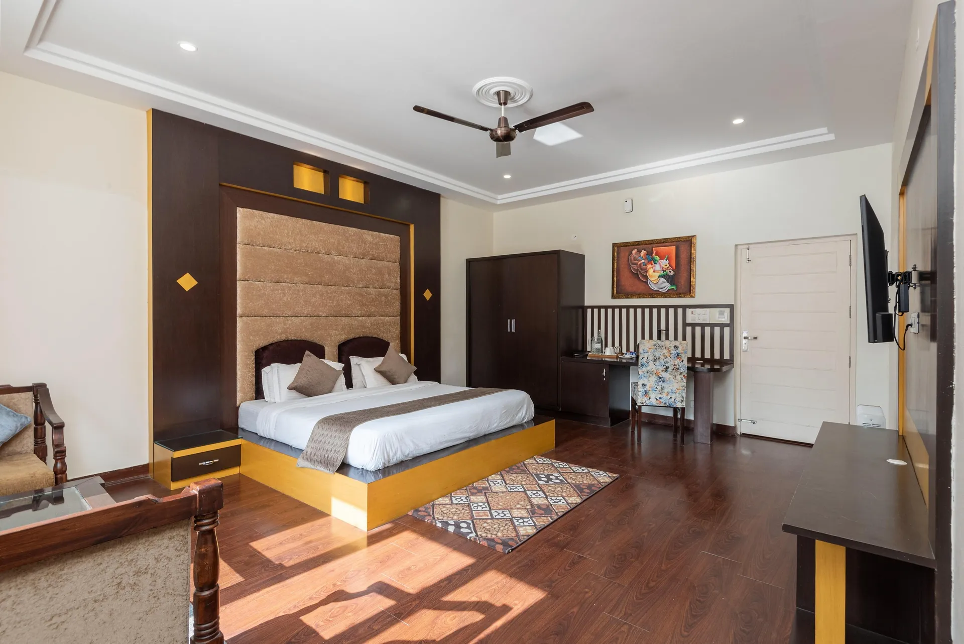 DLS Tehri Club Resort Room