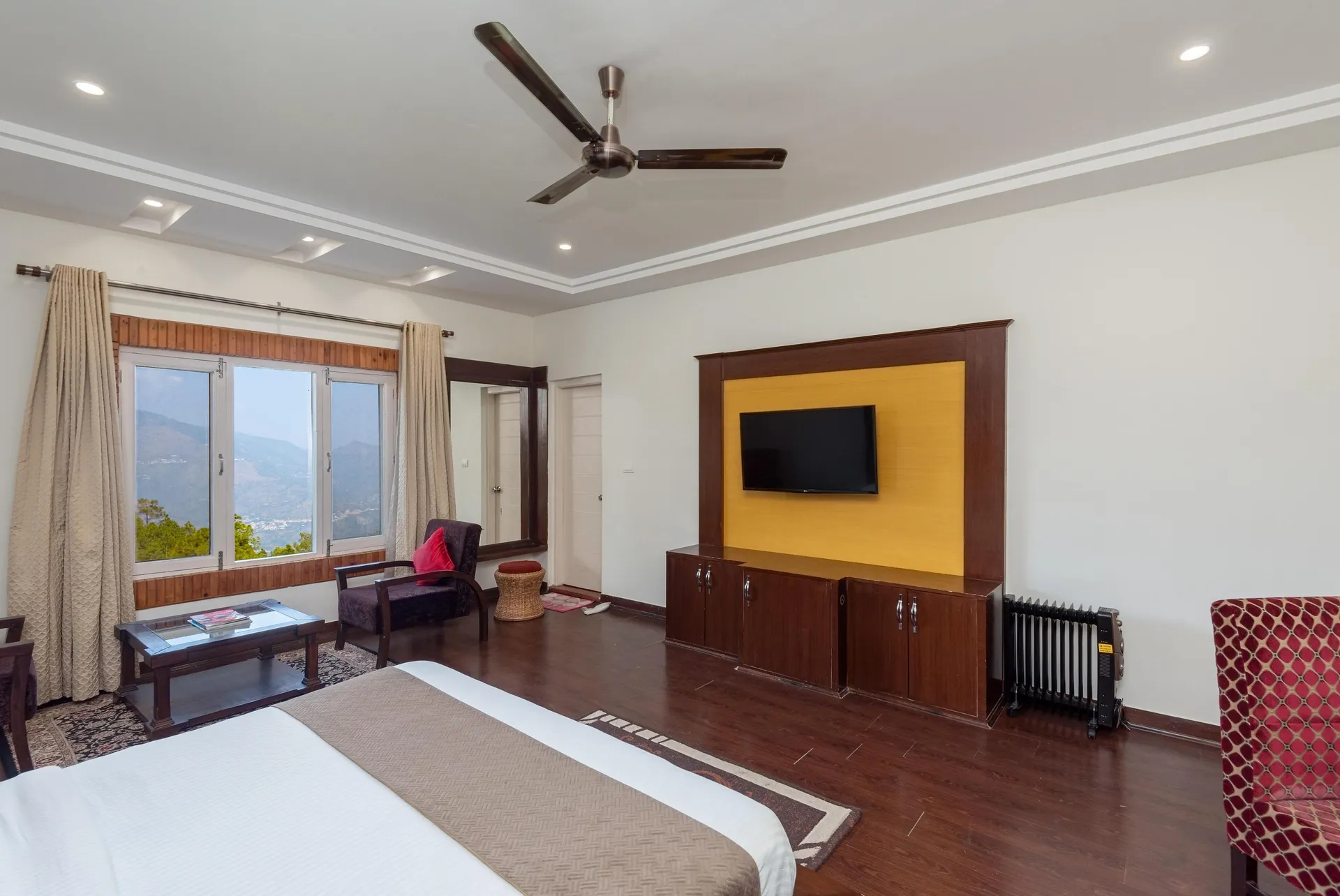 DLS Tehri Club Resort Room