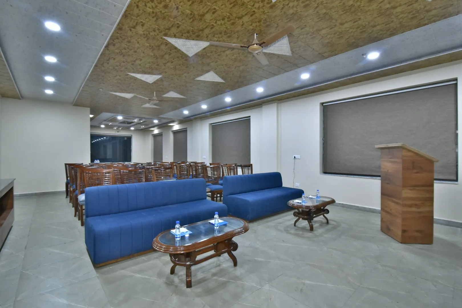 DLS Ark Holiday Inn Conference Room