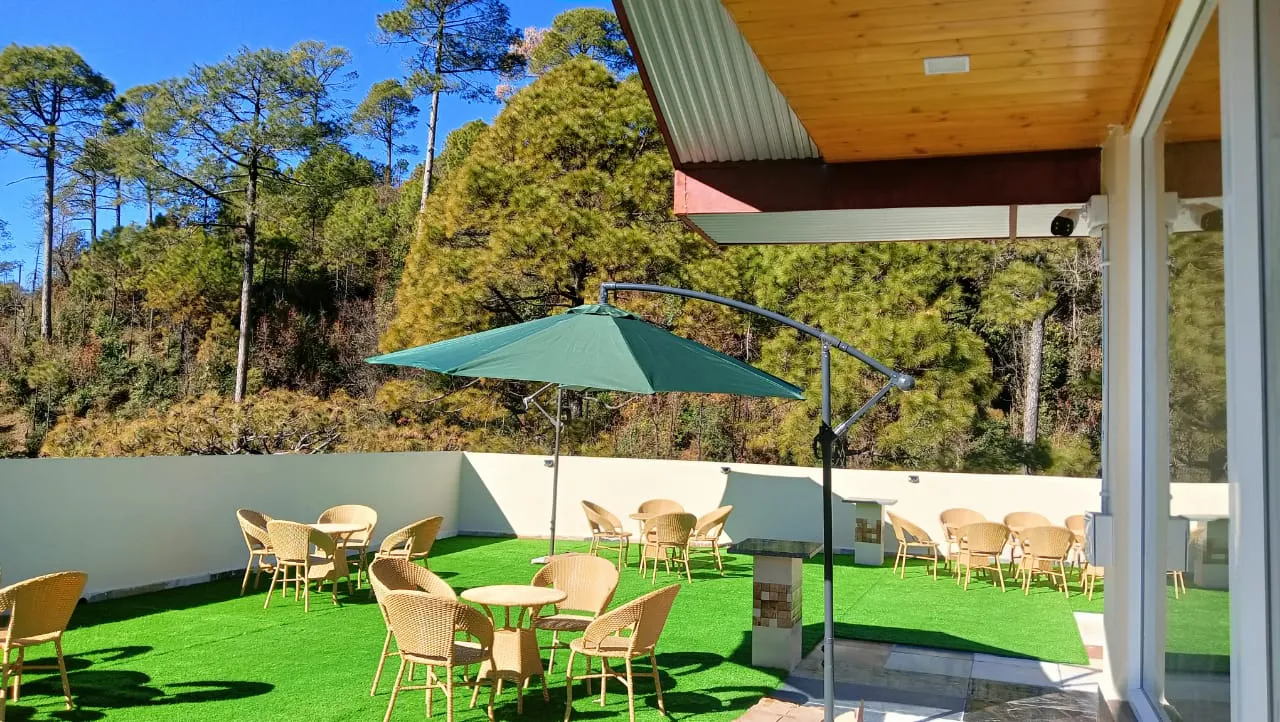 DLS Ark Holiday Inn Garden