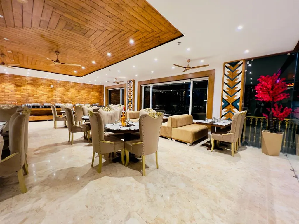 DLS Ark Holiday Inn Restaurant