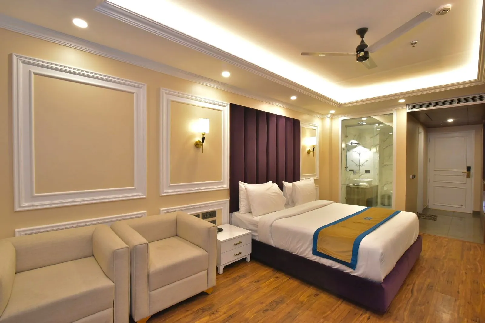 DLS Claret Inn Room