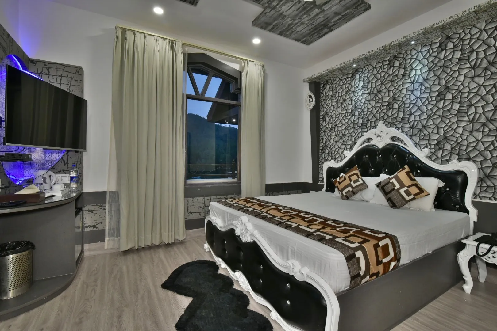 DLS Dalhousie valley resort Room