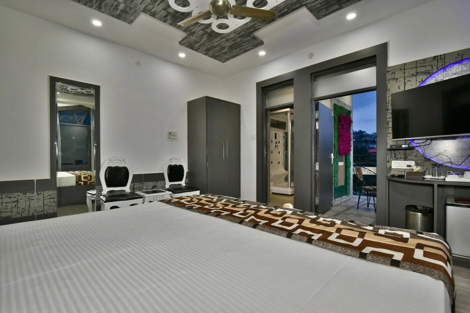 DLS Dalhousie valley resort Room