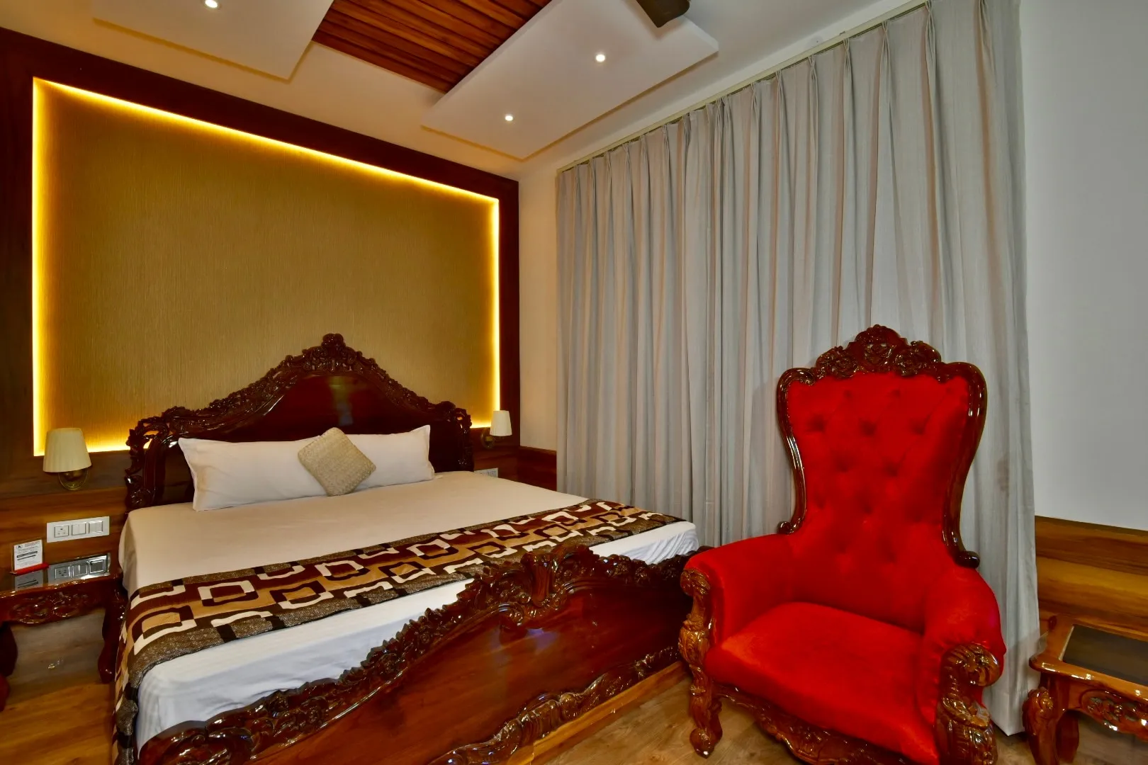 DLS Dalhousie valley resort Room