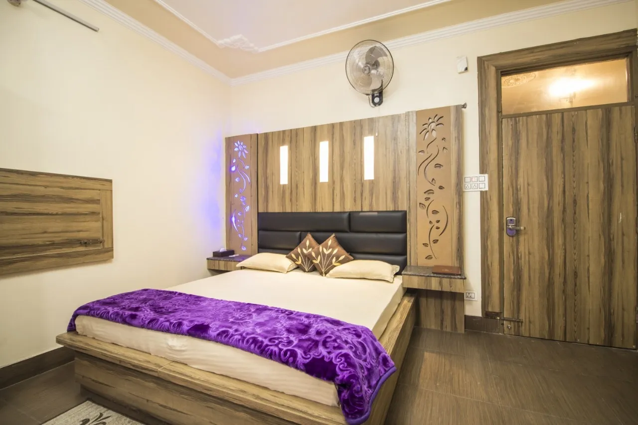 DLS Dalhousie valley resort Room