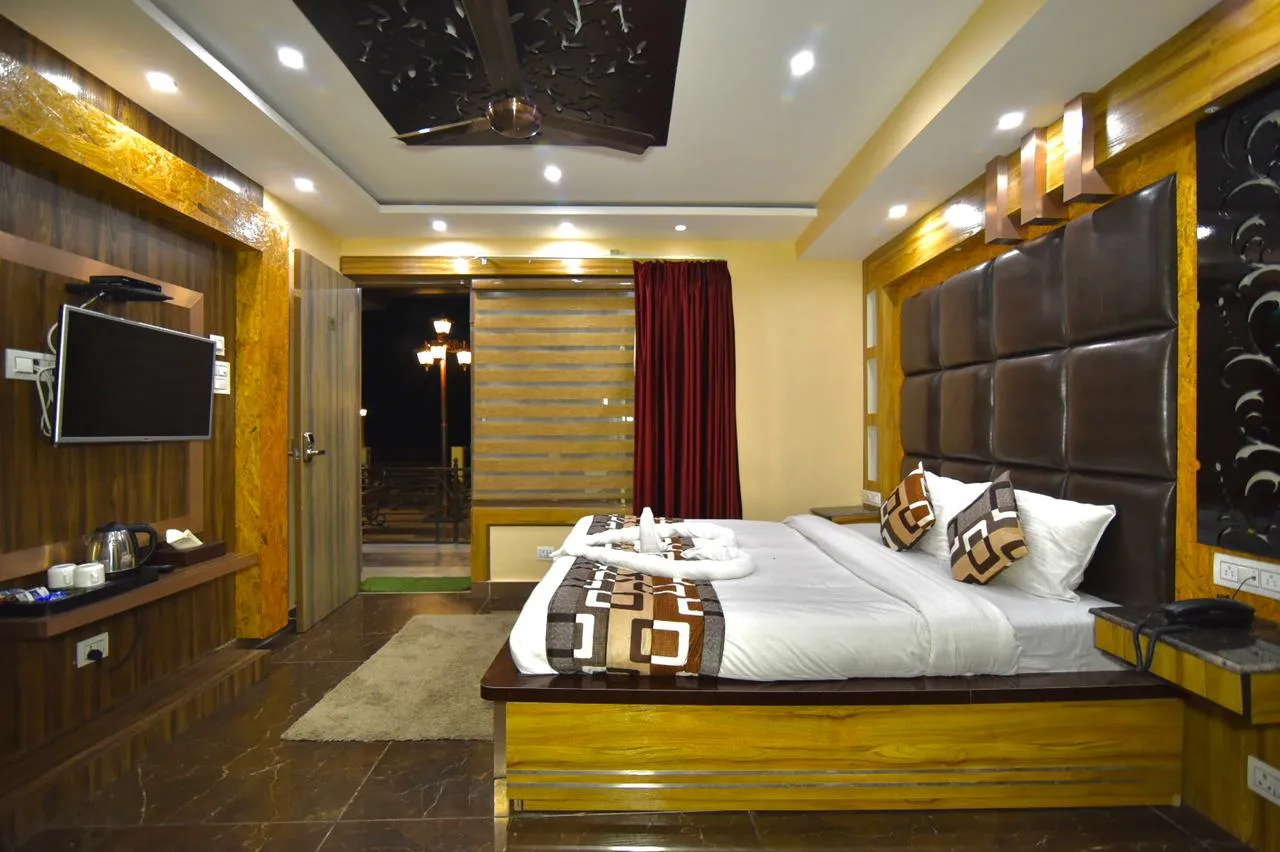 DLS Dalhousie valley resort Room