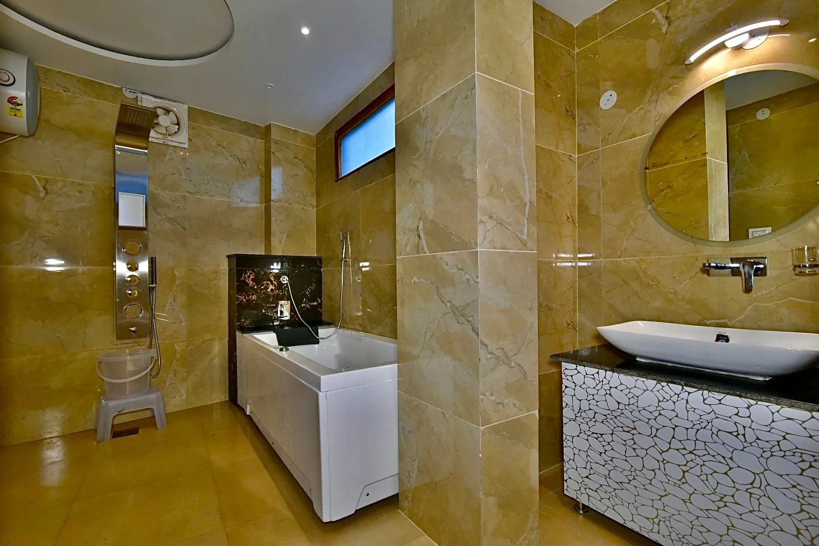 DLS Dalhousie valley resort Washroom