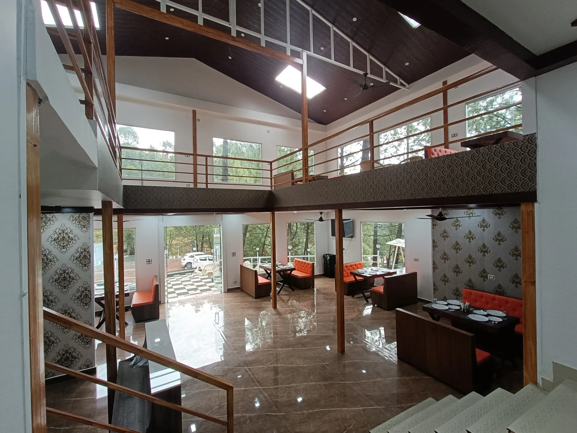 DLS Nature Trinket Resort Restaurant