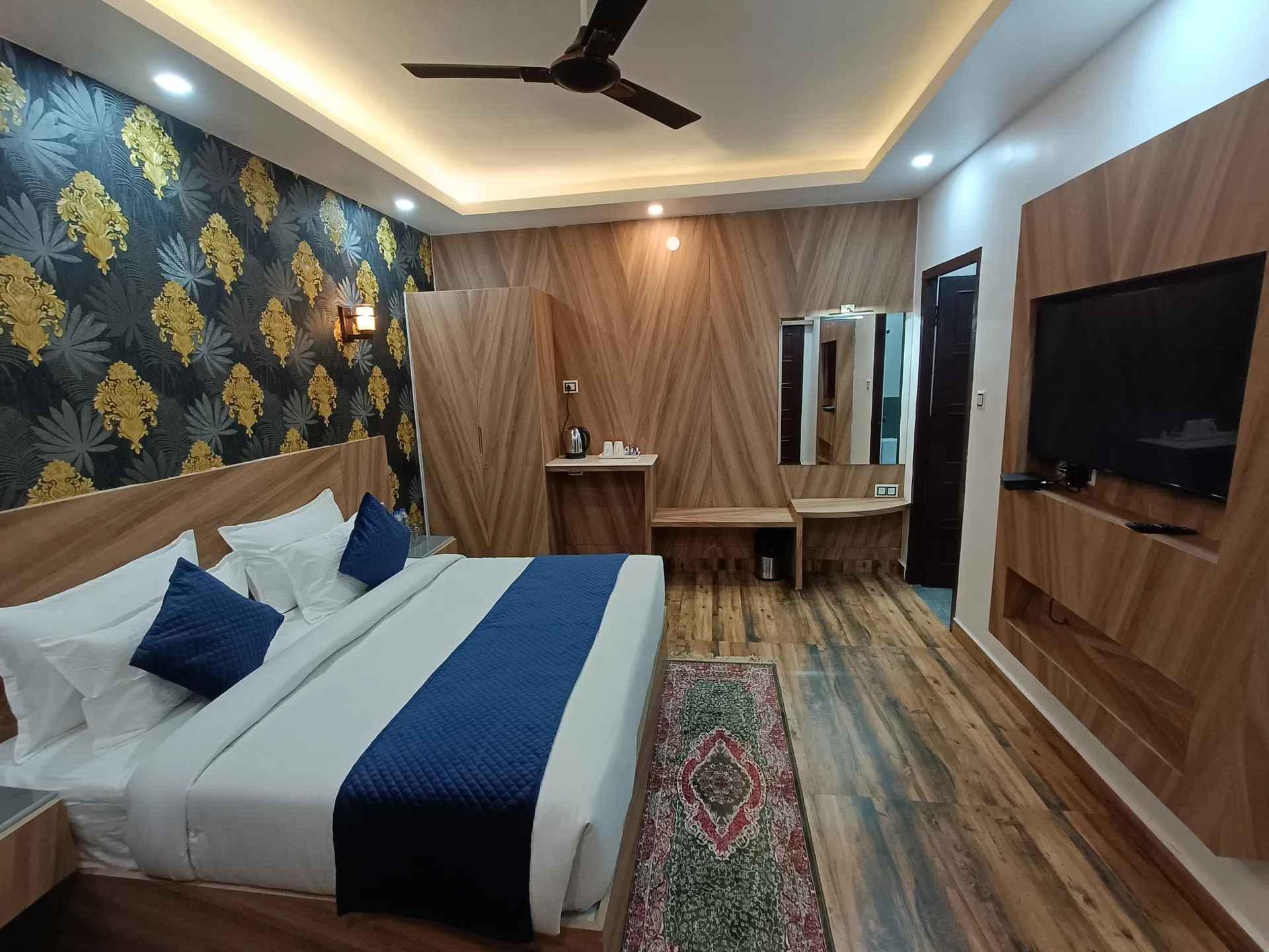 DLS Nature Trinket Resort Room