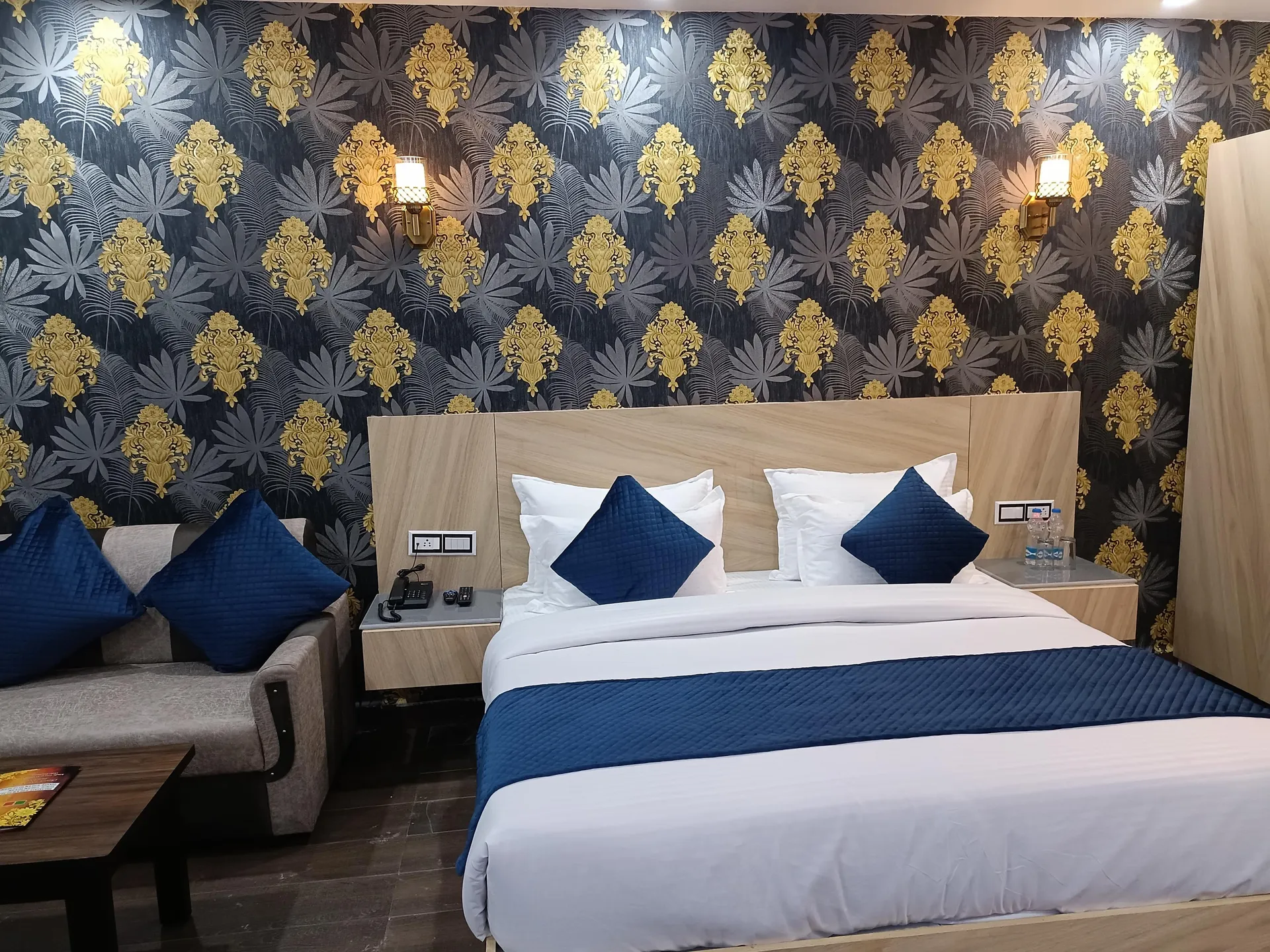 DLS Nature Trinket Resort Room