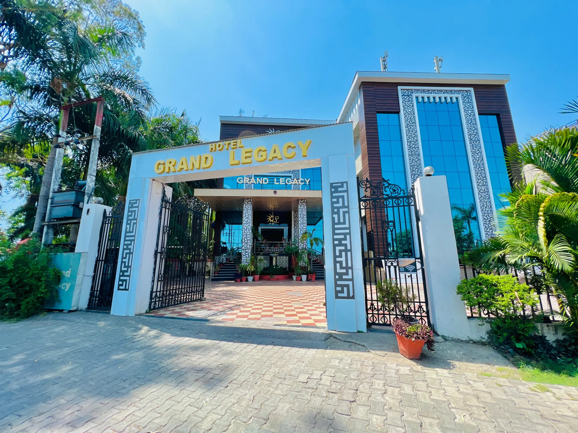 Grand legacy Entrance