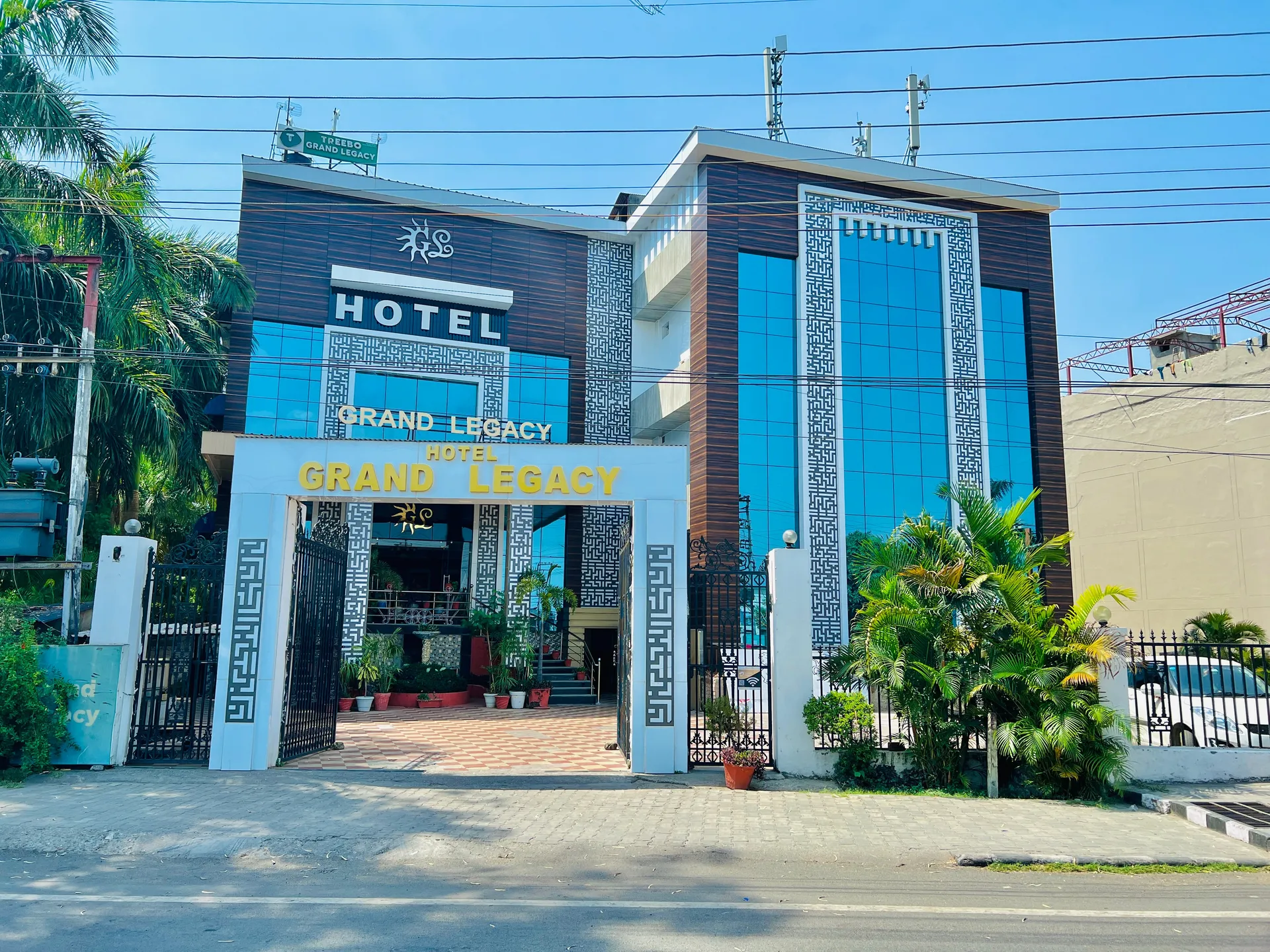 Grand legacy Facade