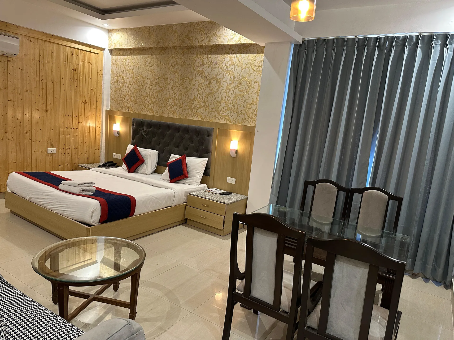 Grand legacy Room