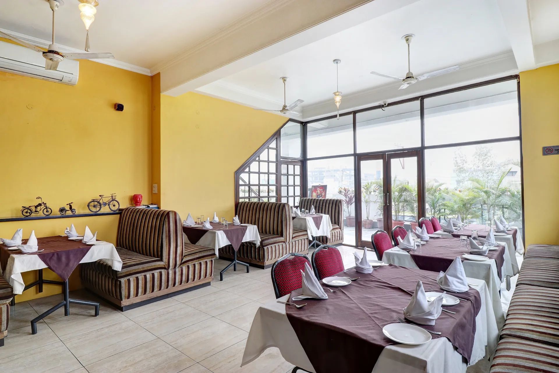 Hotel Kamla Palace Restaurant