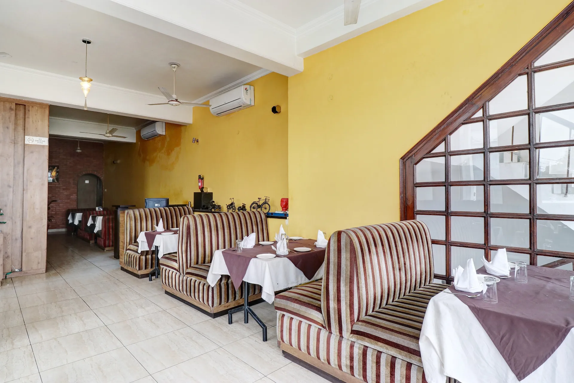 Hotel Kamla Palace Restaurant