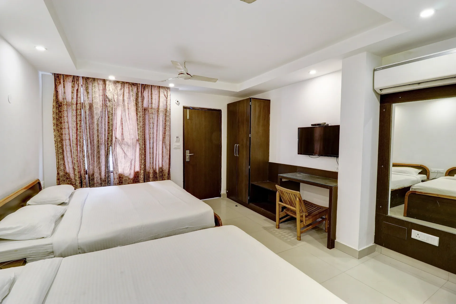 Hotel Kamla Palace Room
