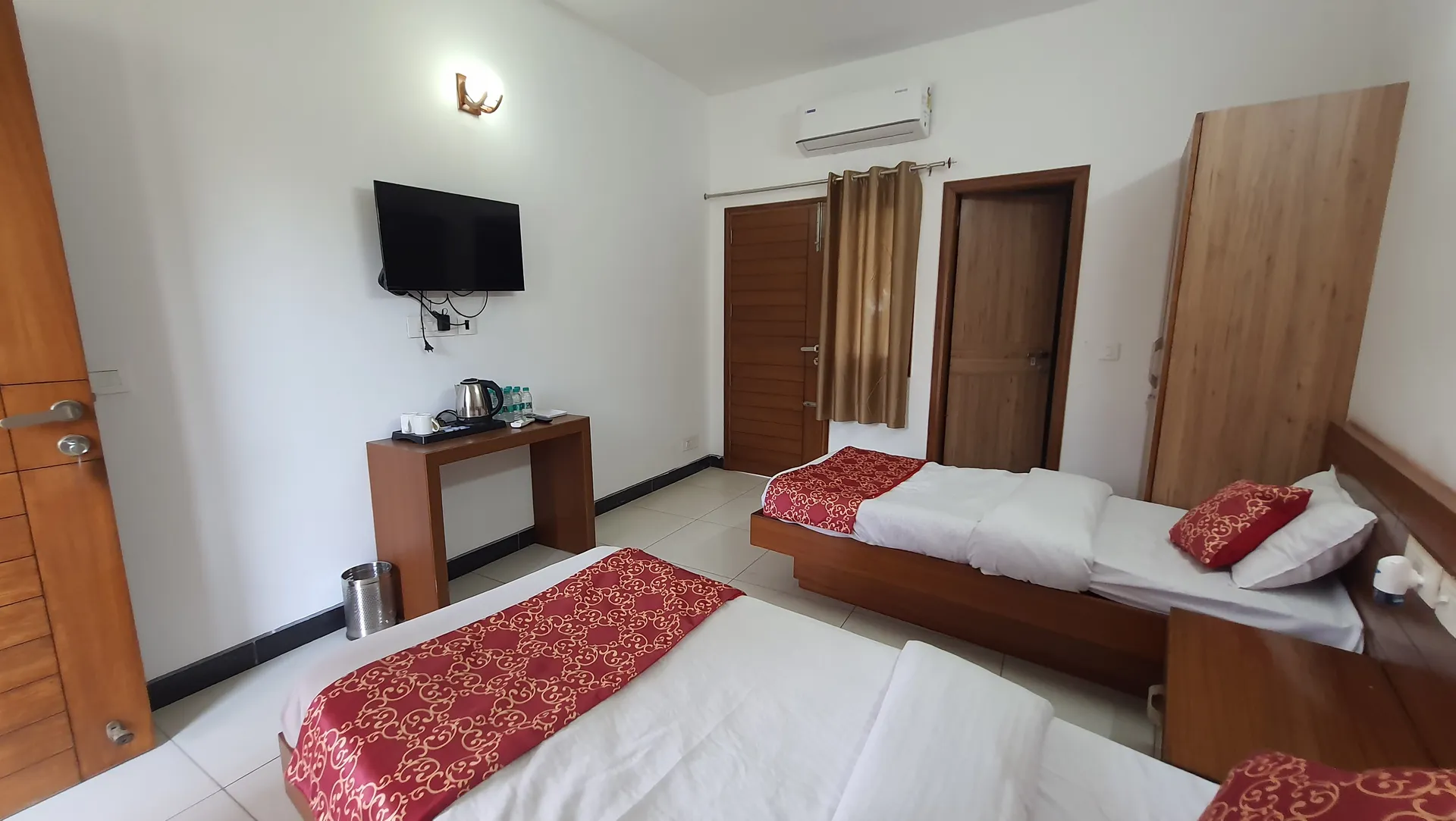 Lychee Bagh Room