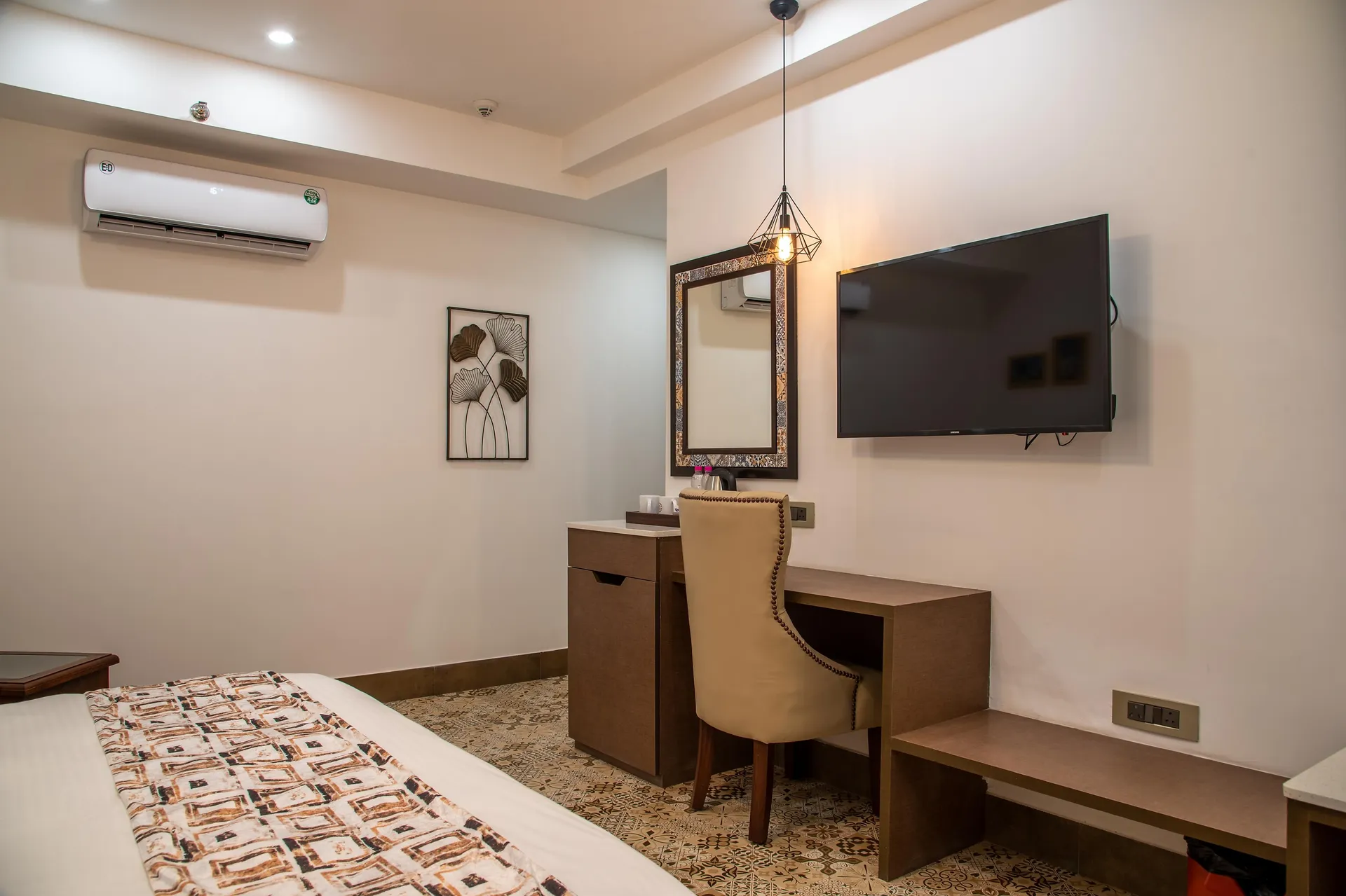 Sterling Marbella Dehradun Room