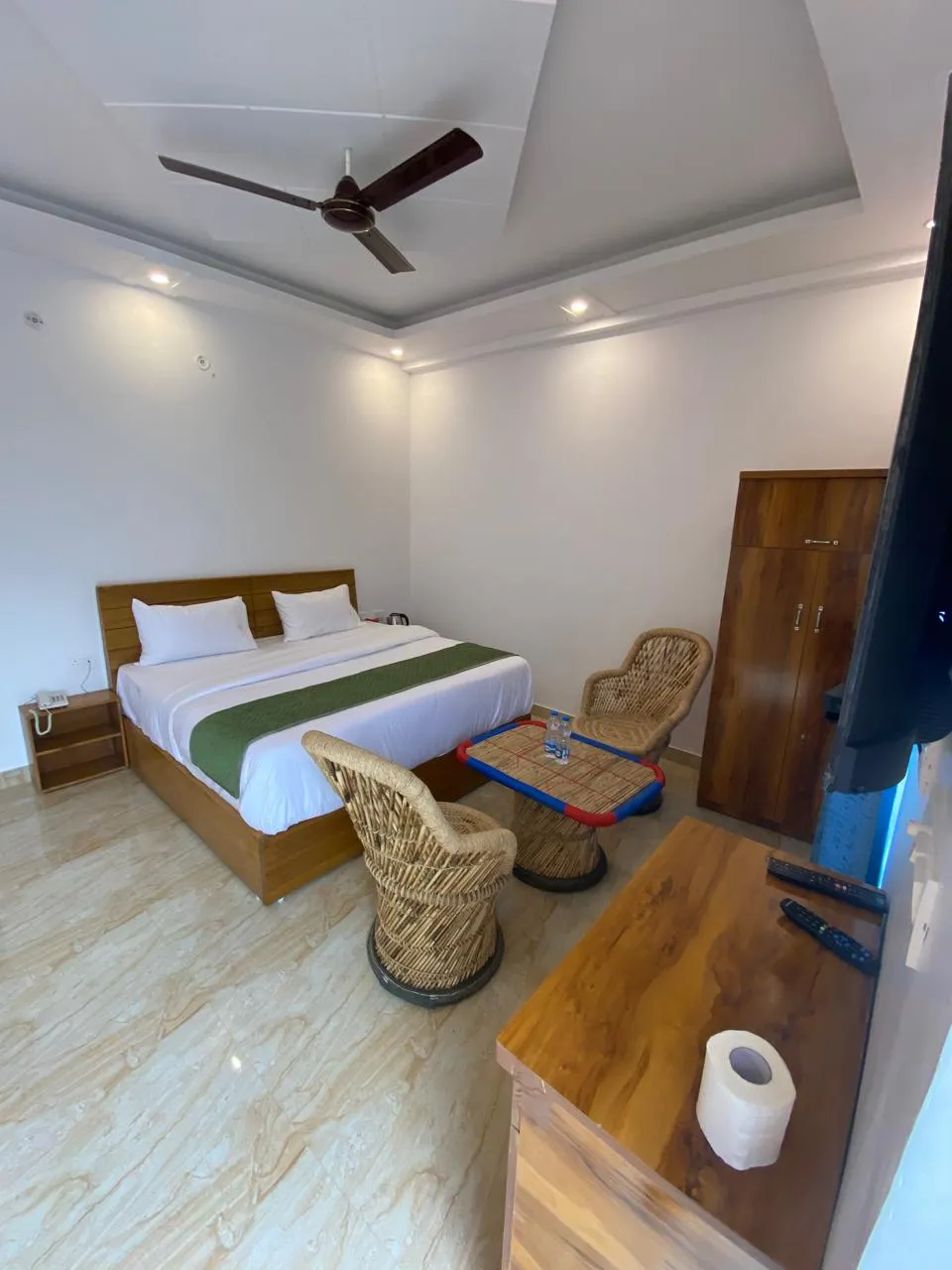 Apple Orchard Resort By Royal Collection Hotels Room