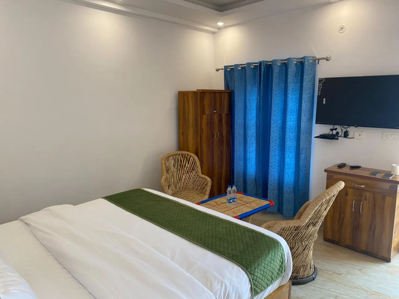Apple Orchard Resort By Royal Collection Hotels Room