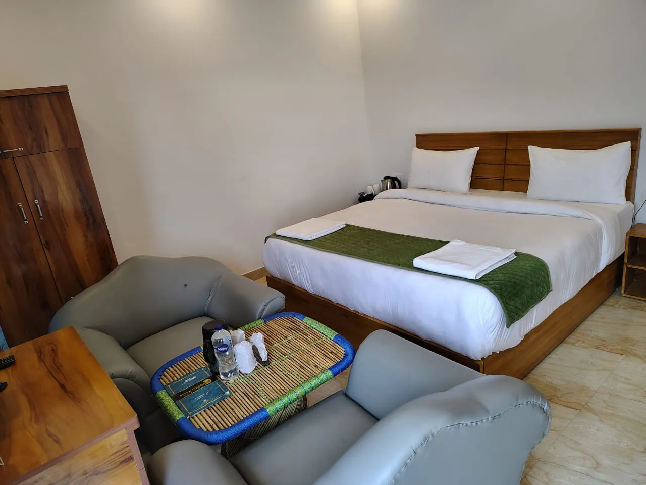 Apple Orchard Resort By Royal Collection Hotels Room