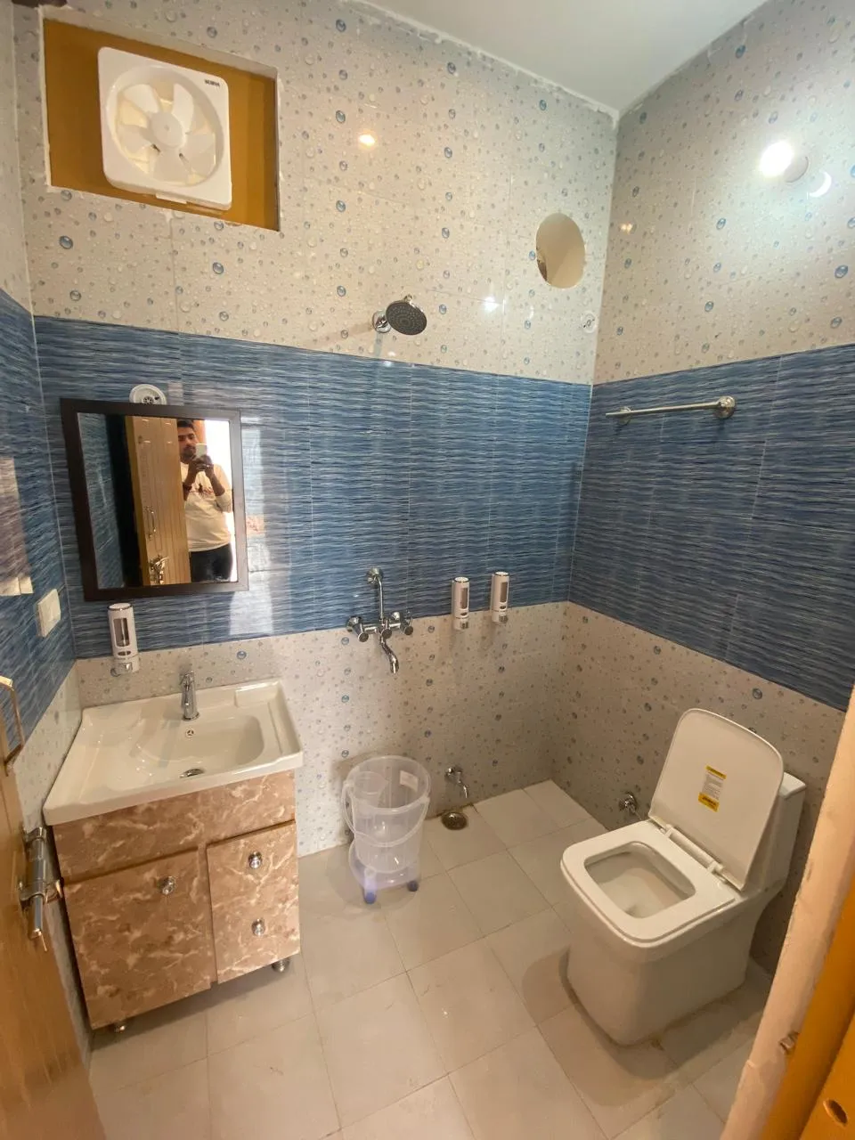 Apple Orchard Resort By Royal Collection Hotels Washroom