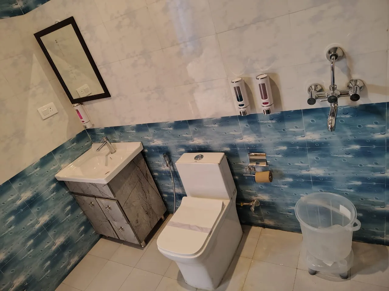 Apple Orchard Resort By Royal Collection Hotels Washroom