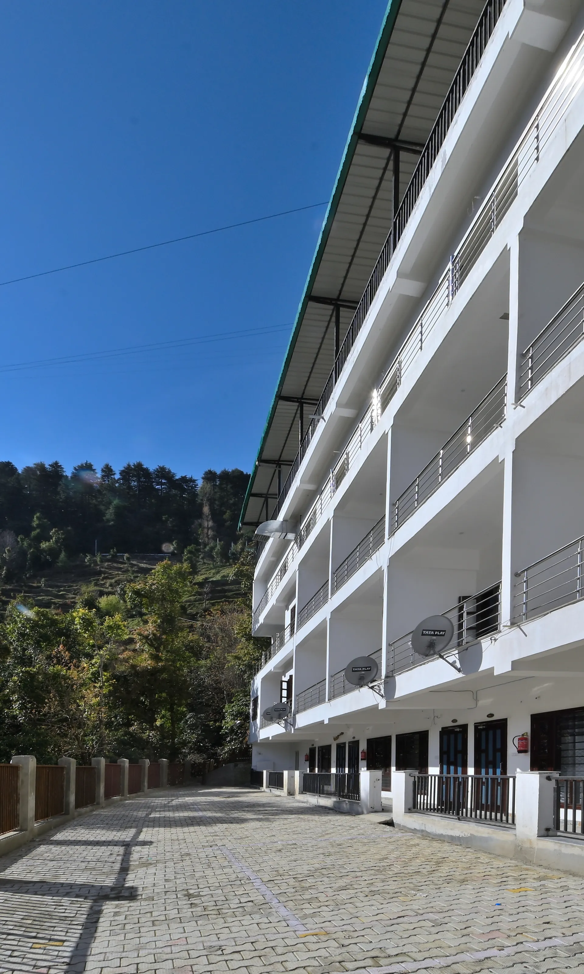 Hotel Dhanolti View by LA Riqueza Outdoors