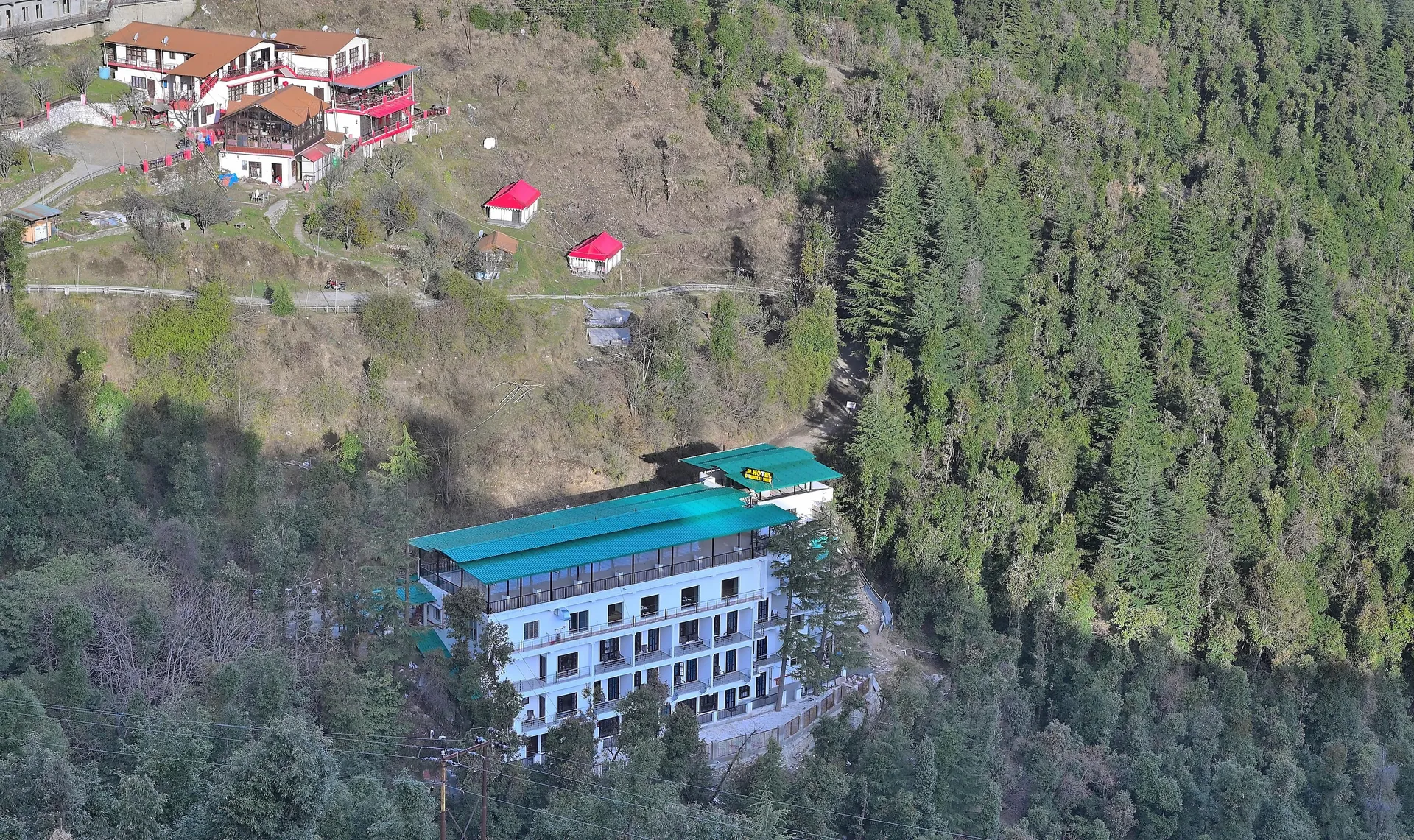 Hotel Dhanolti View by LA Riqueza Outdoors