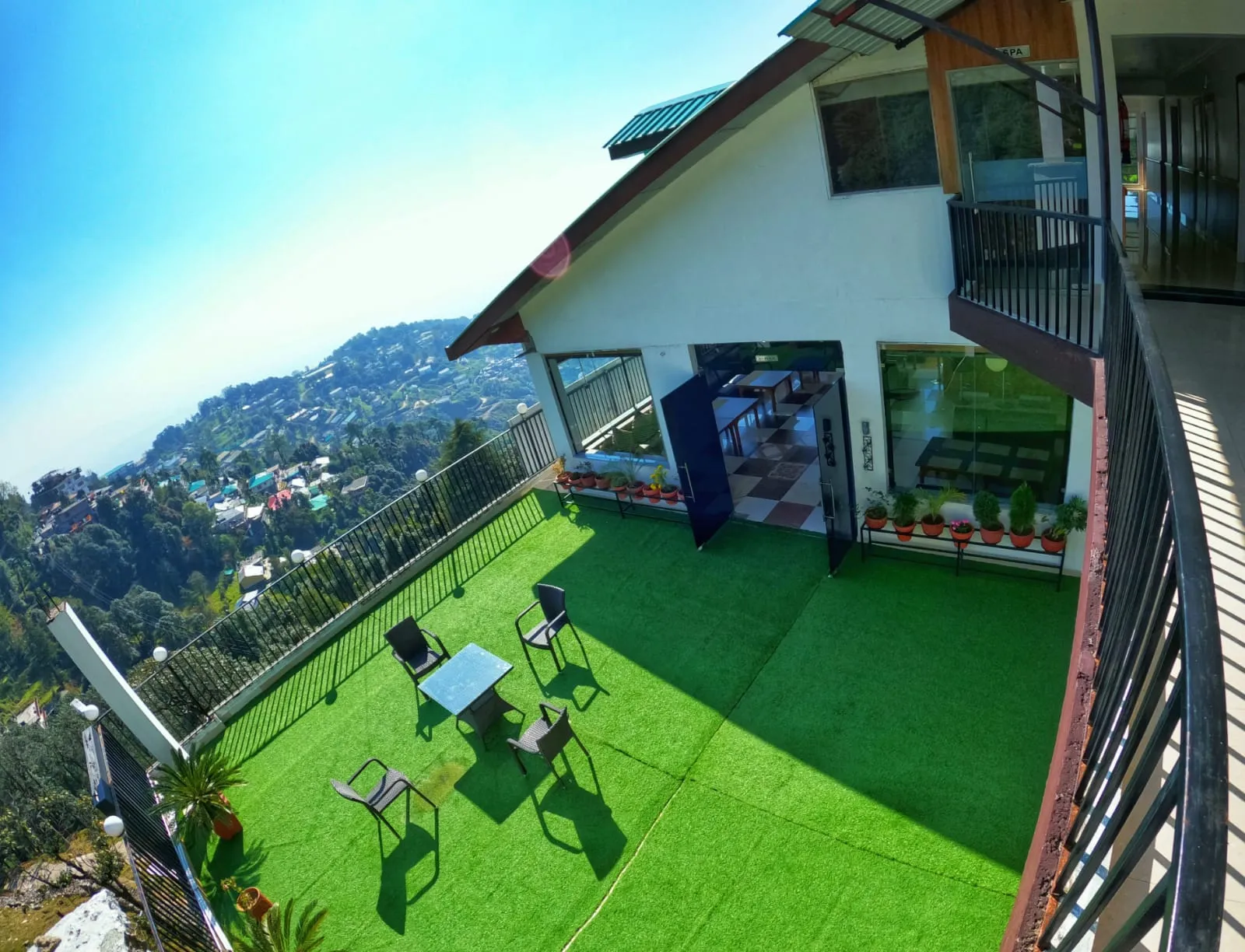 DLS Hotel Shiva Sanctuary and Spa Common Area