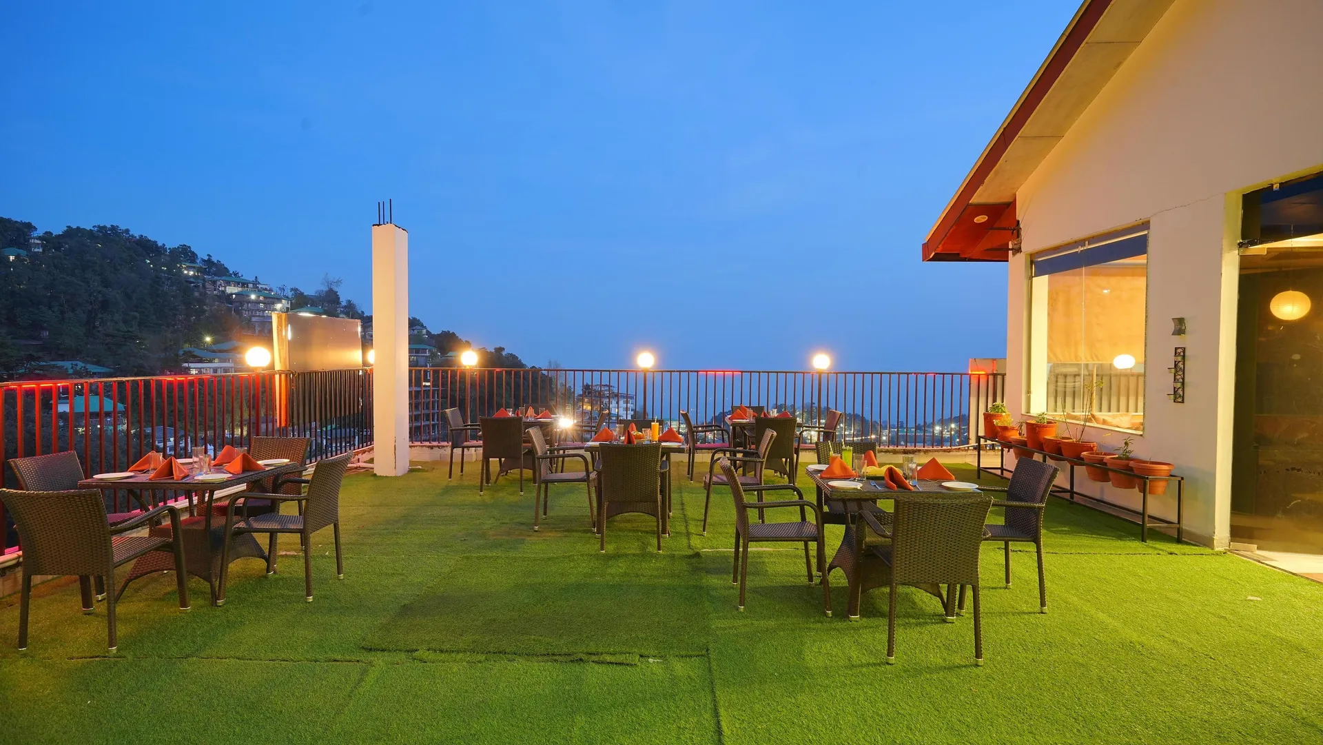 DLS Hotel Shiva Sanctuary and Spa Common Area