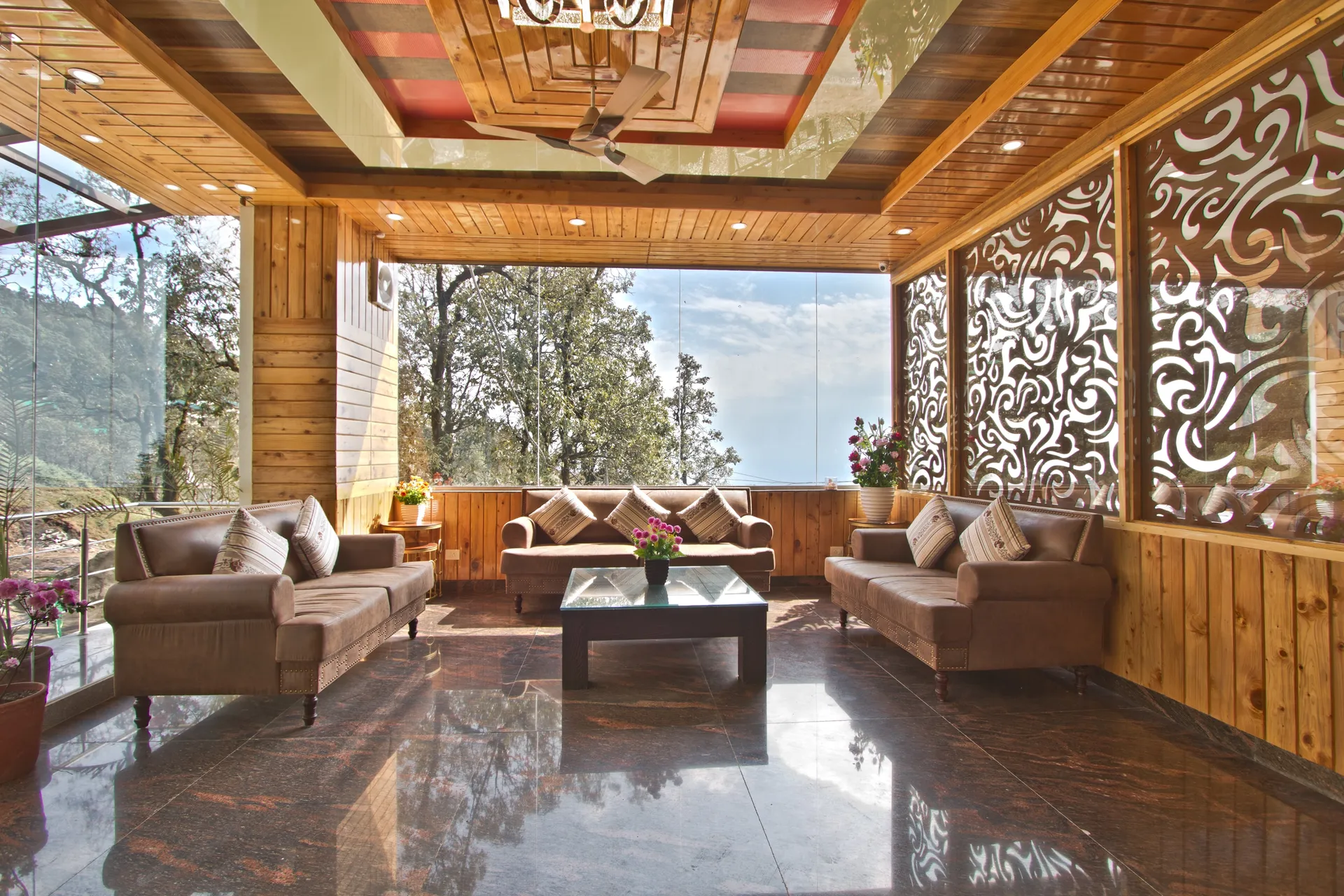 DLS Hotel Shiva Sanctuary and Spa Common Area