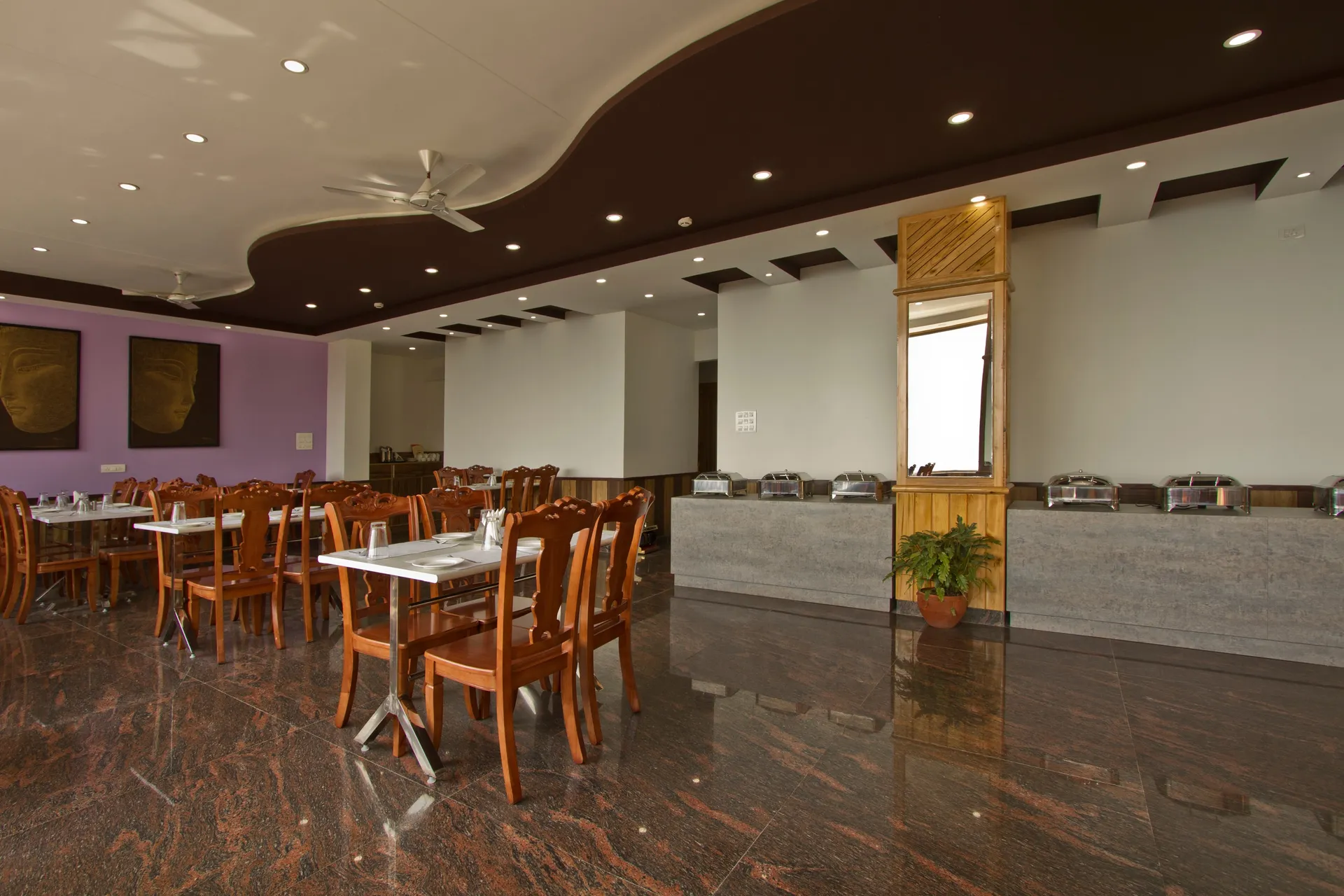 DLS Hotel Shiva Sanctuary and Spa Restaurant