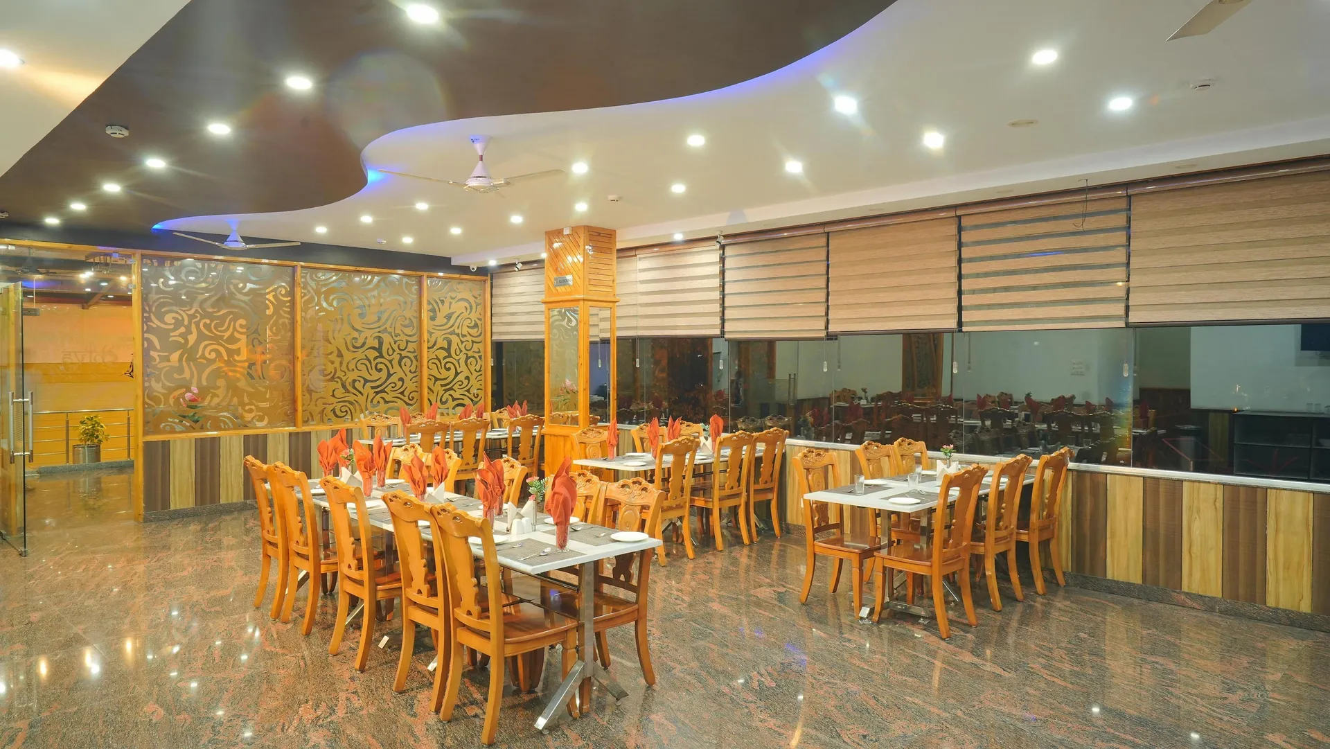 DLS Hotel Shiva Sanctuary and Spa Restaurant