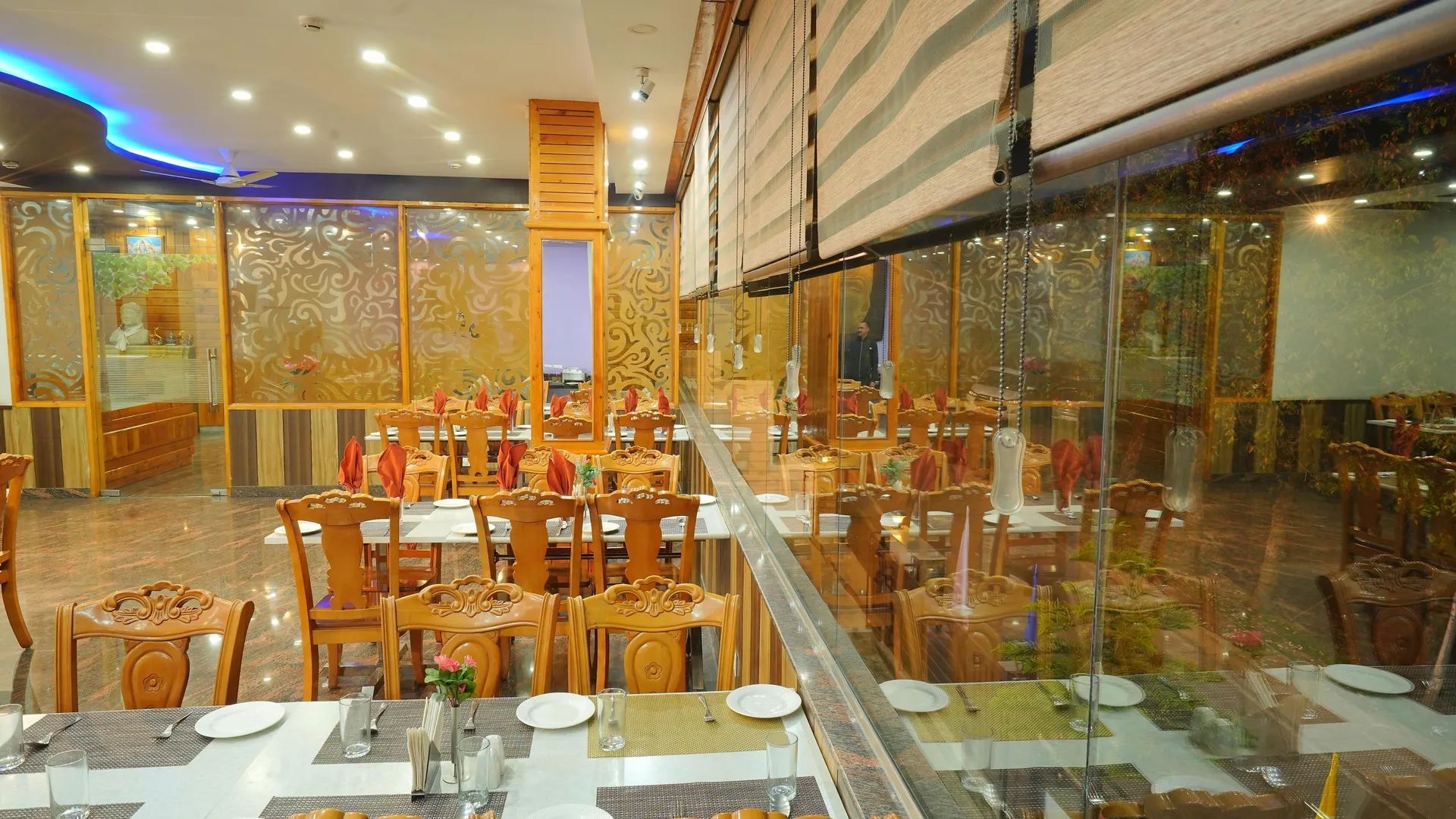 DLS Hotel Shiva Sanctuary and Spa Restaurant