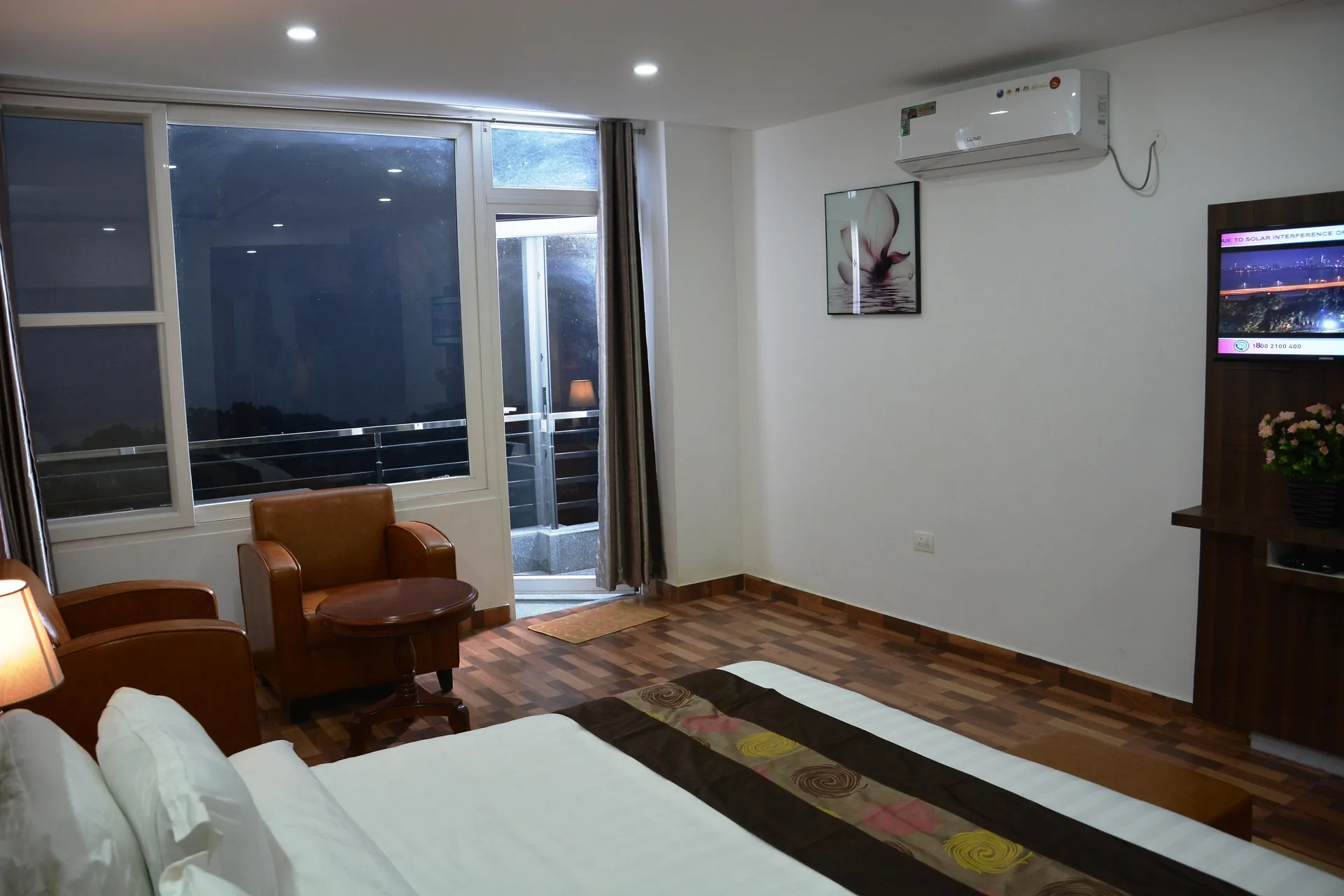DLS Hotel Shiva Sanctuary and Spa Room