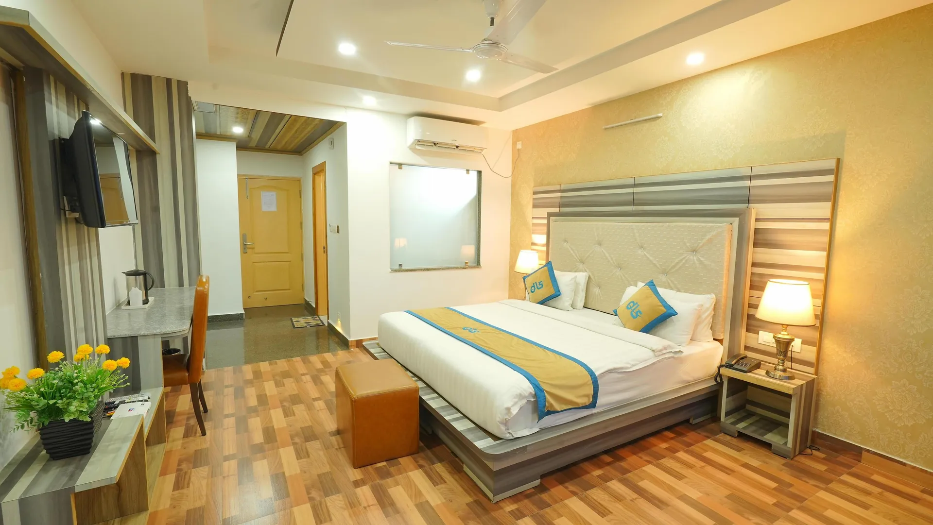 DLS Hotel Shiva Sanctuary and Spa Room