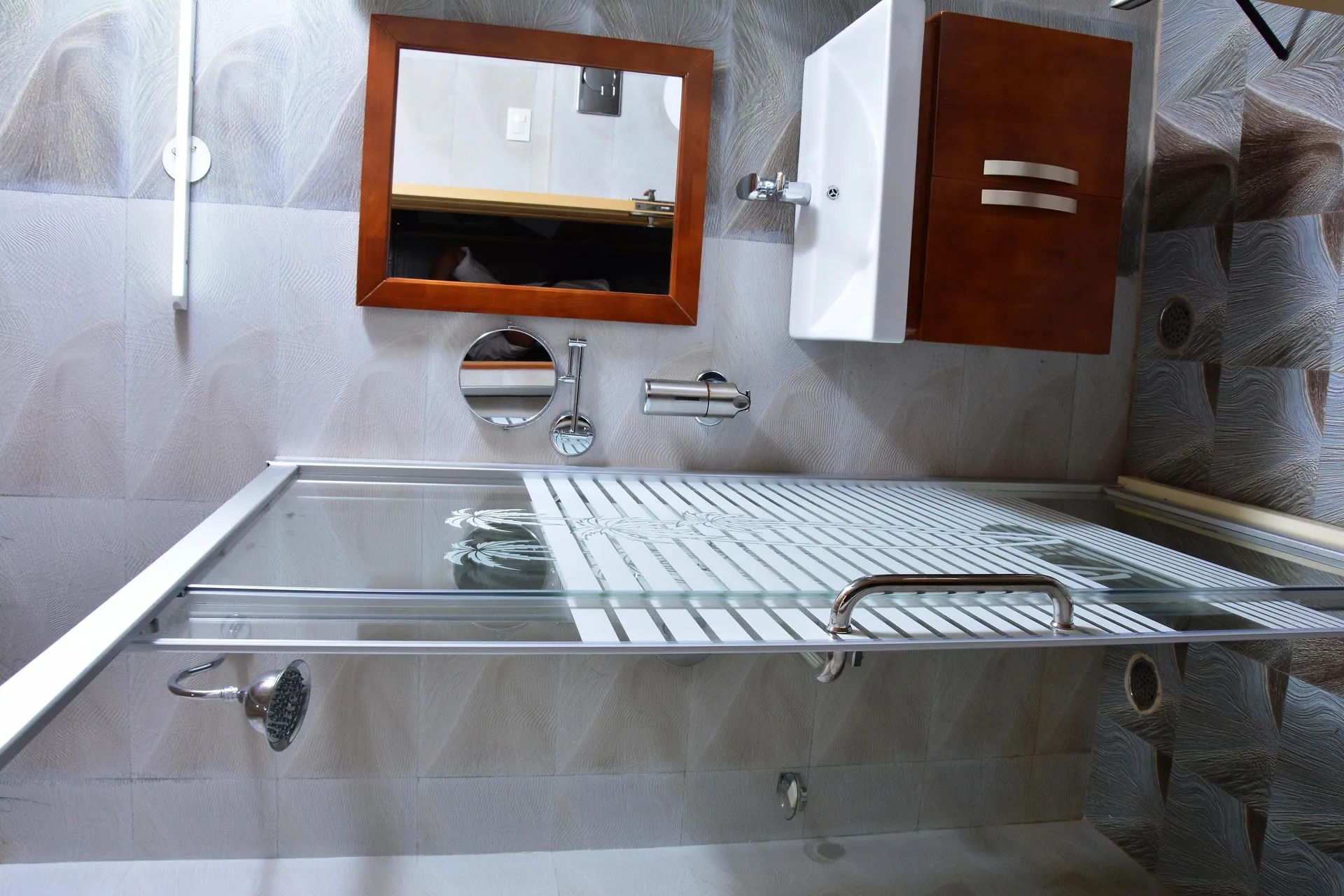DLS Hotel Shiva Sanctuary and Spa Room
