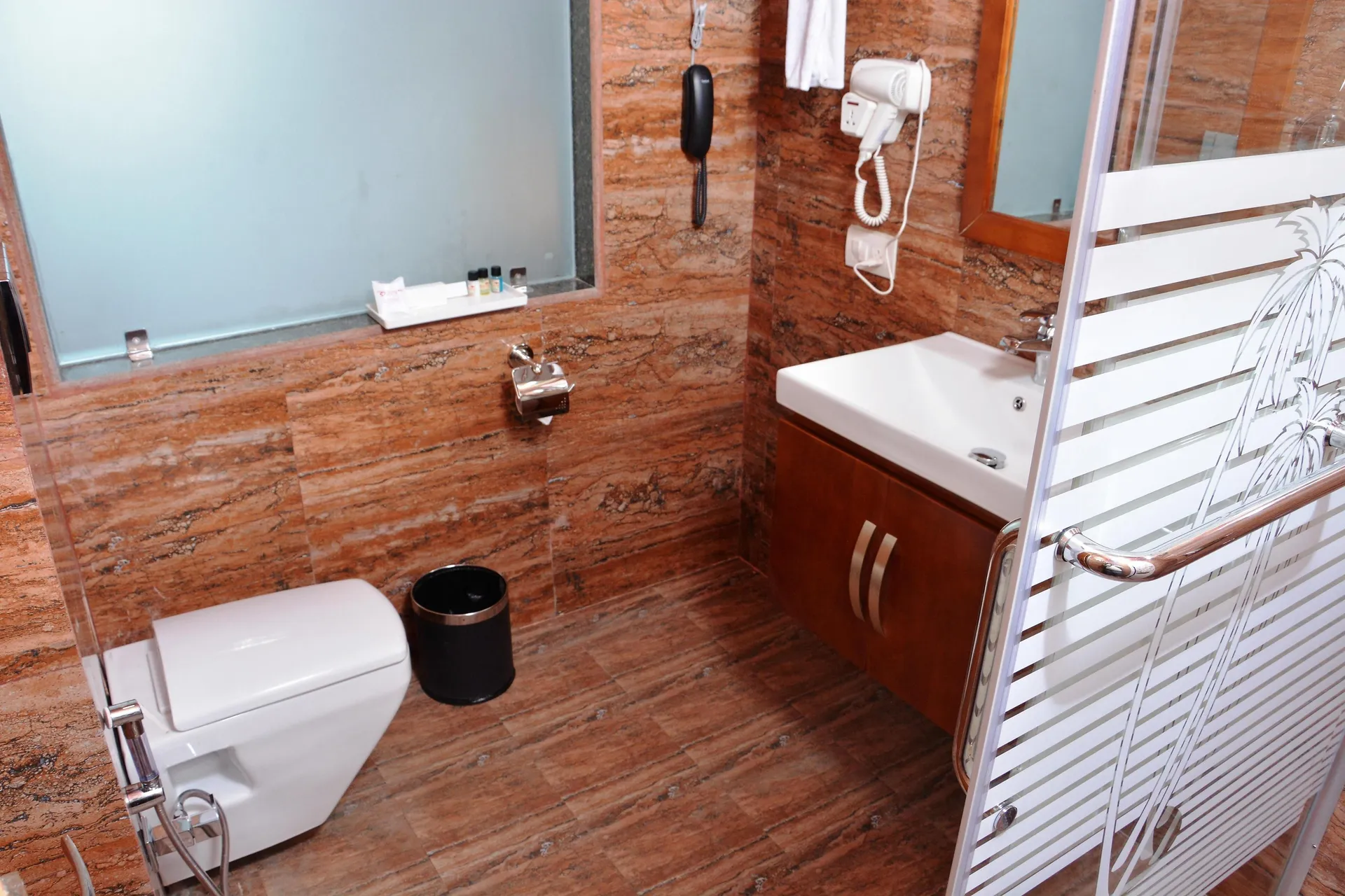 DLS Hotel Shiva Sanctuary and Spa Room