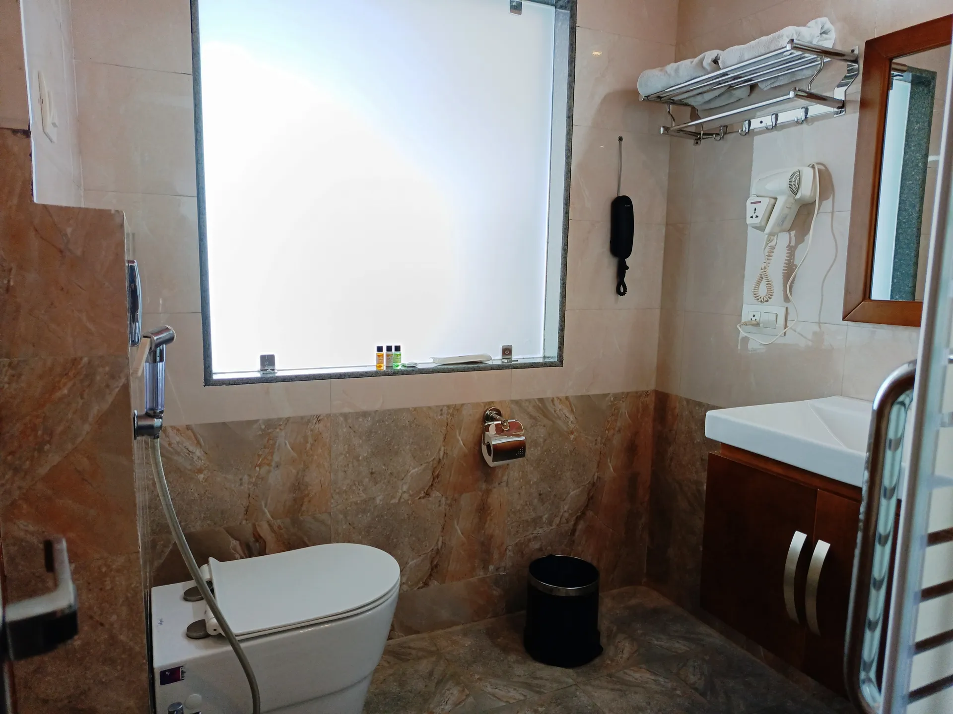 DLS Hotel Shiva Sanctuary and Spa Room