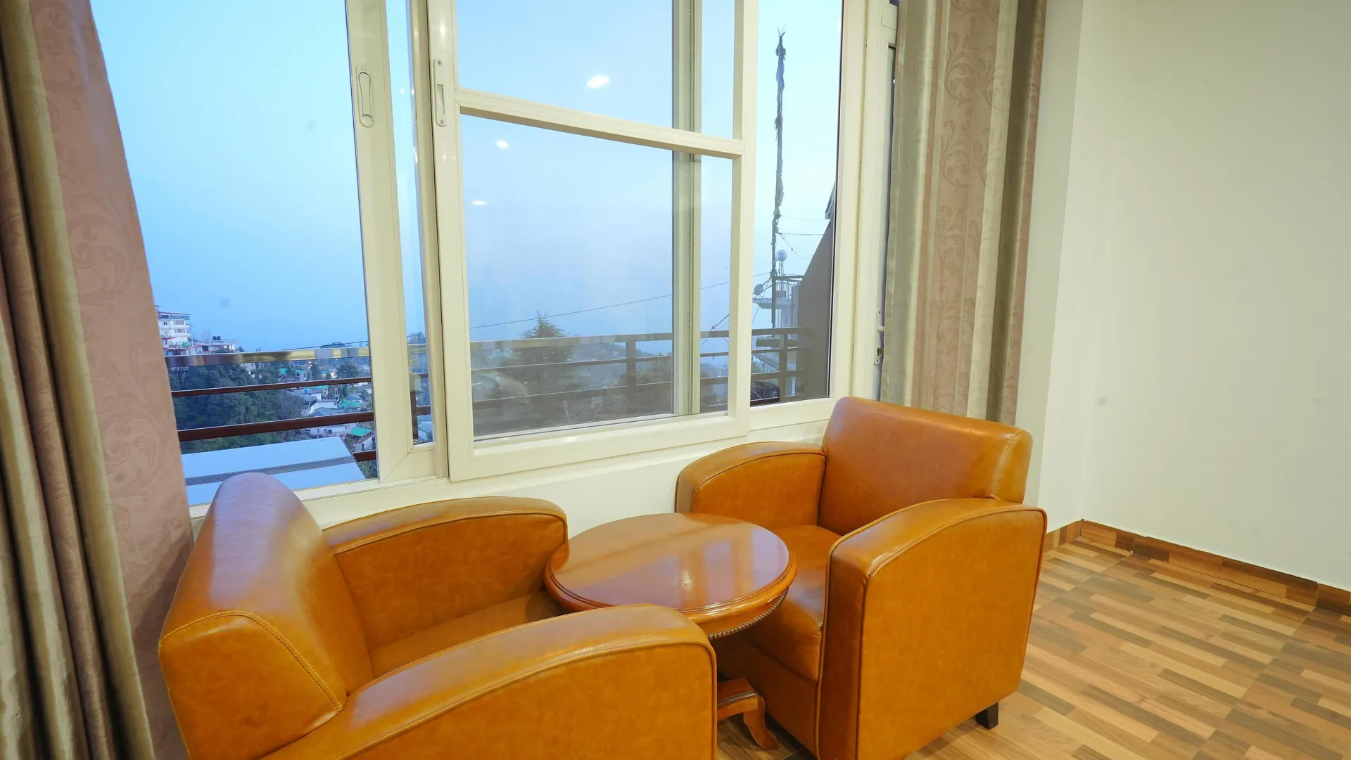 DLS Hotel Shiva Sanctuary and Spa Room