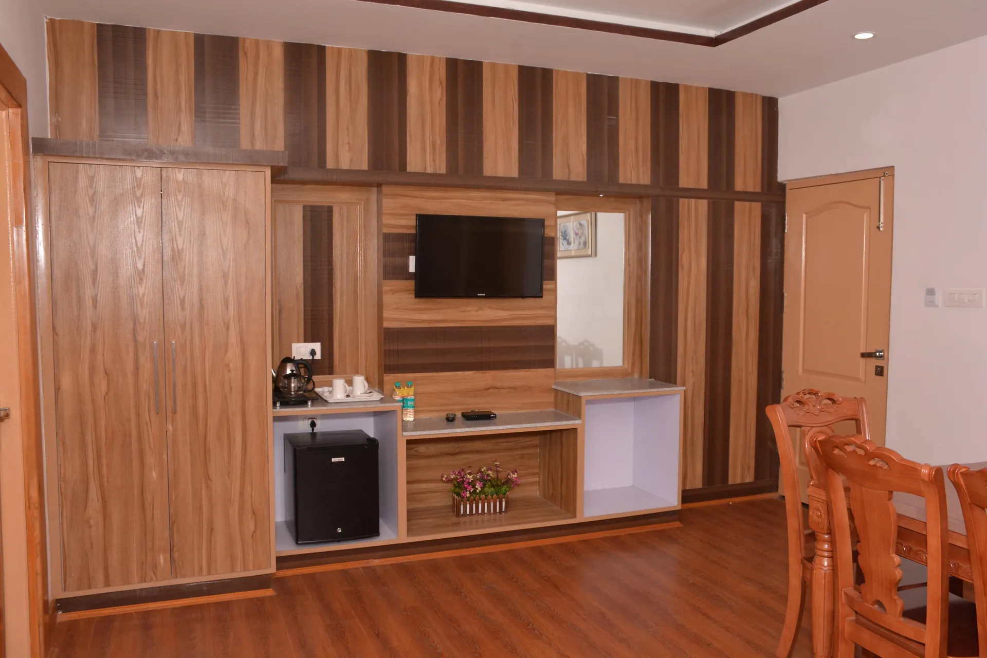 DLS Hotel Shiva Sanctuary and Spa Room