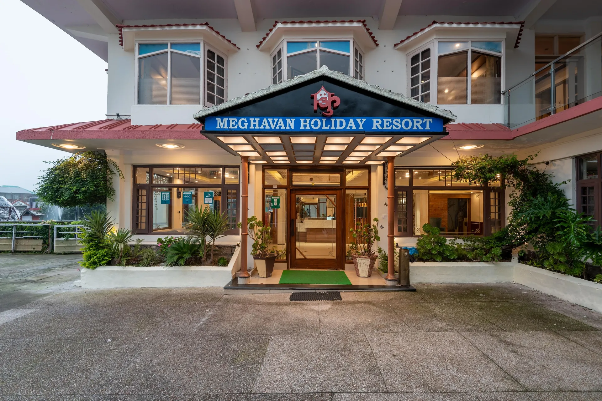 DLS Meghavan Resort Entrance