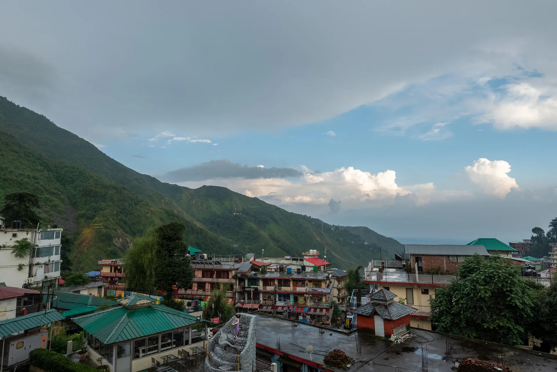 DLS Meghavan Resort Outdoors
