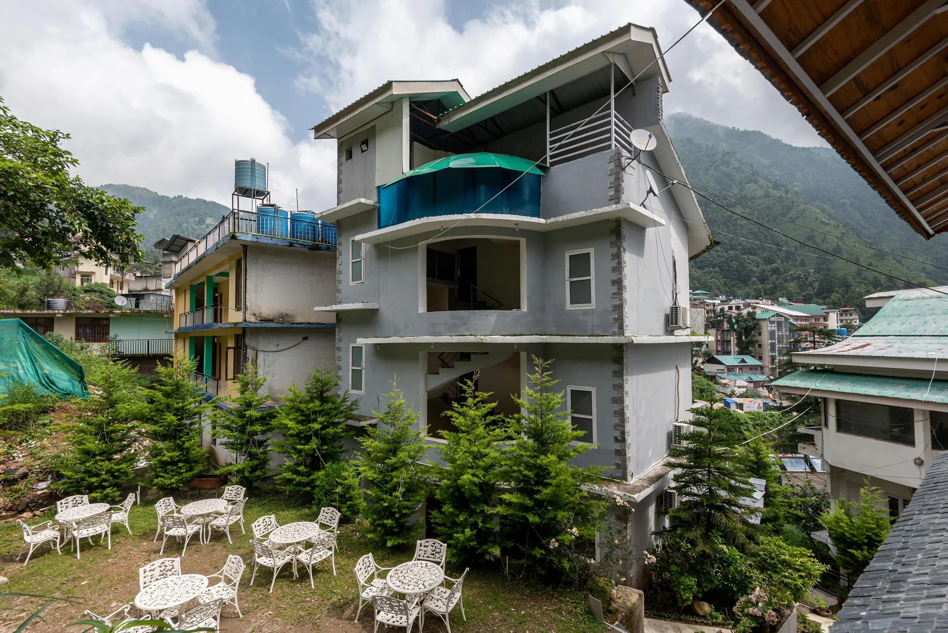 DLS Spring Valley Resort and Spa Facade